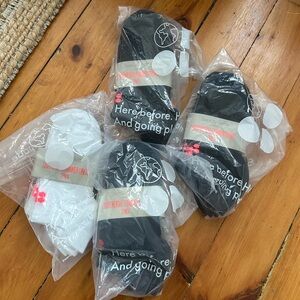 New sweaty Betty lightweight trainer socks black white two sizes 4 packs